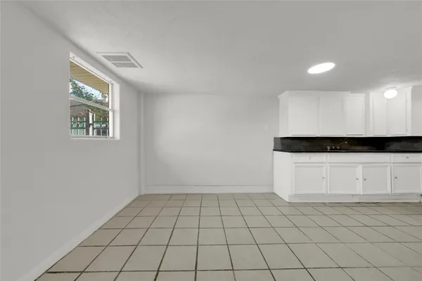 $425,000 | 106 Hanover Street, Houston, TX 77012