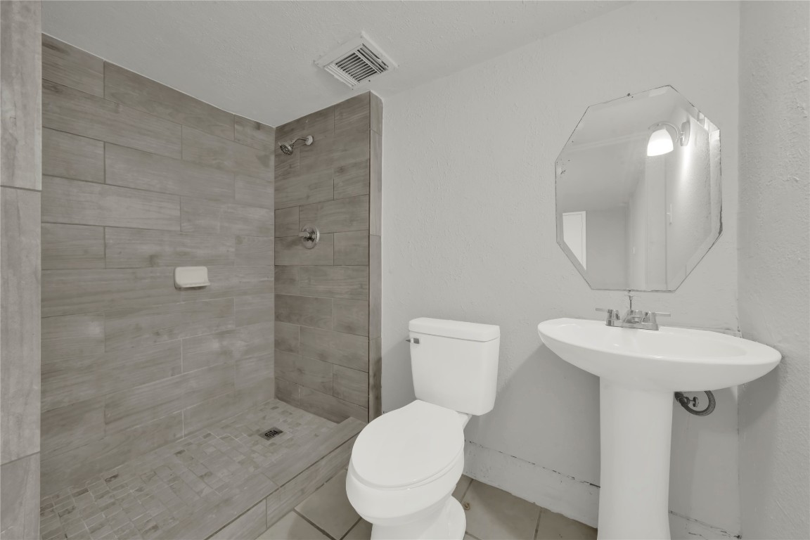 106 Hanover Street Houston, TX 77012 - Photo 29 of 49