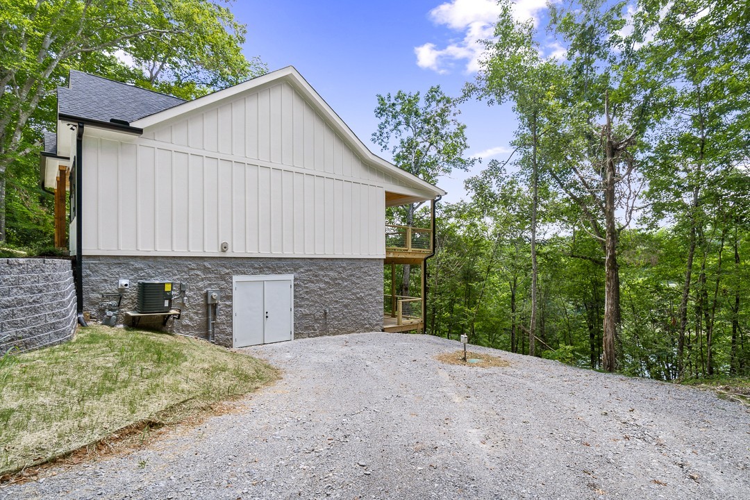 424 Ed Phifer Road Quebeck, TN 38579 - Photo 38 of 65 Gallery Image 38