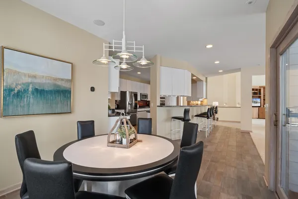 $1,850,000 | 410 Deerpath West, Fontana, WI 53125