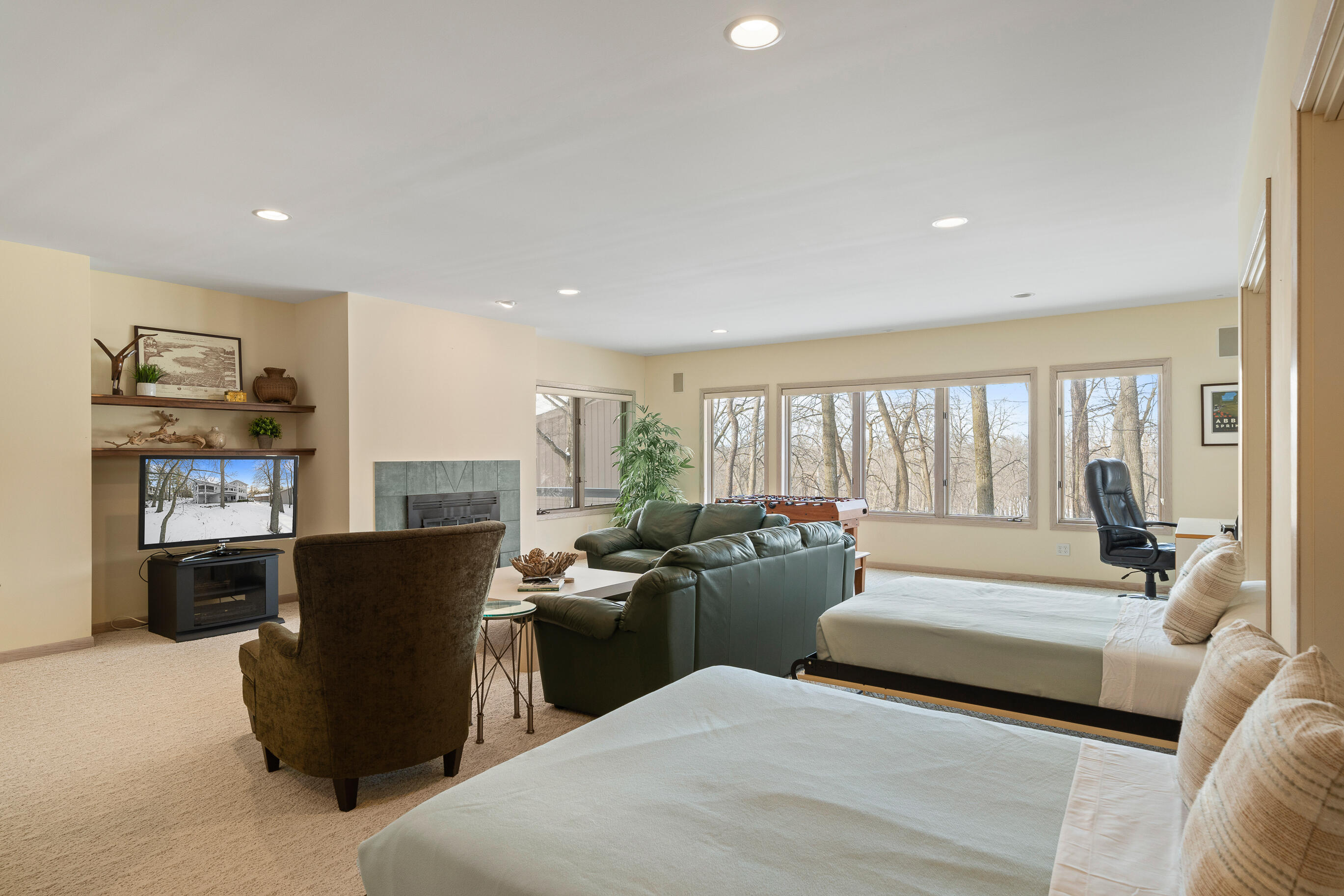 410 Deerpath West Fontana, WI 53125 - Photo 41 of 77 family 6