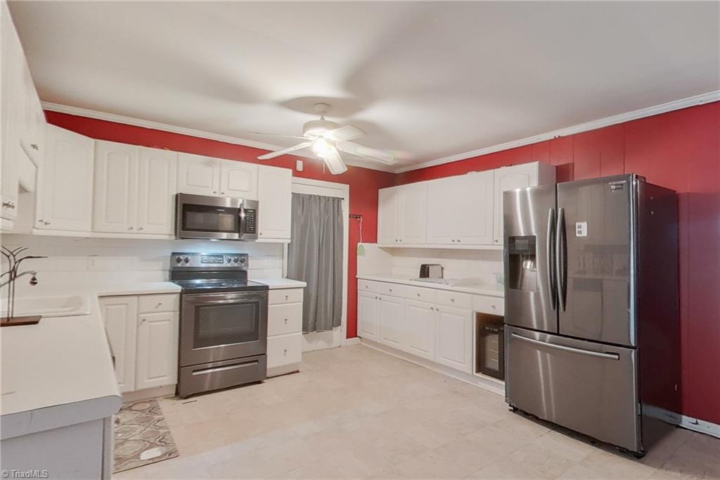 2001 Random Drive Greensboro, NC 27407 - Photo 19 of 22