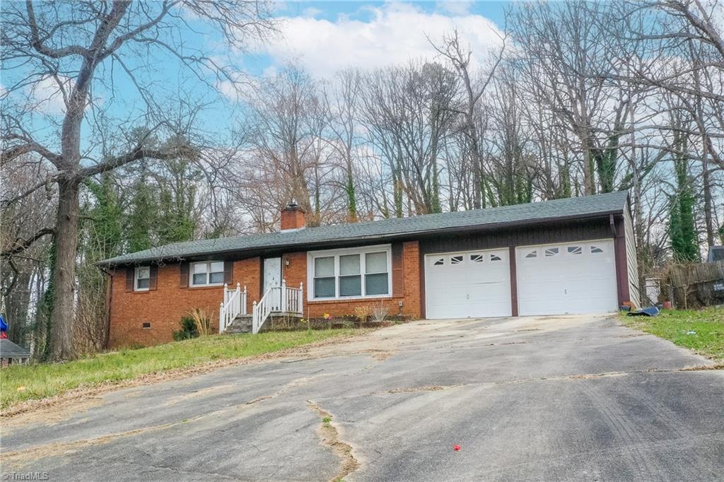 2001 Random Drive Greensboro, NC 27407 - Photo 2 of 22