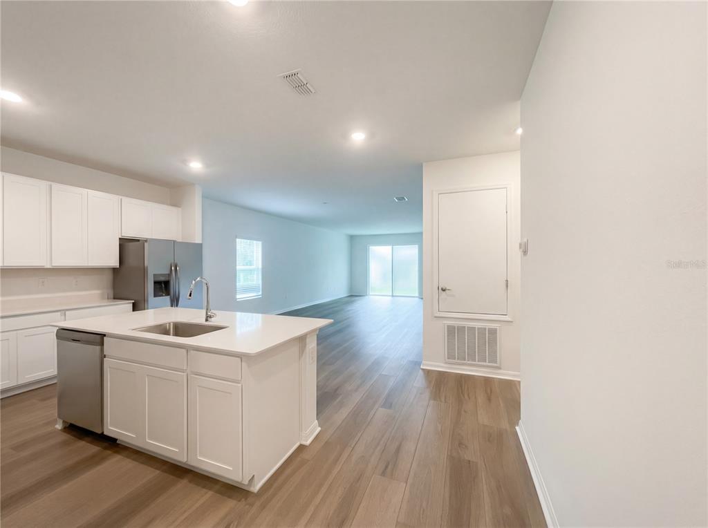 8289 Southwest 196th Ct Road Dunnellon, FL 34432 - Photo 10 of 23
