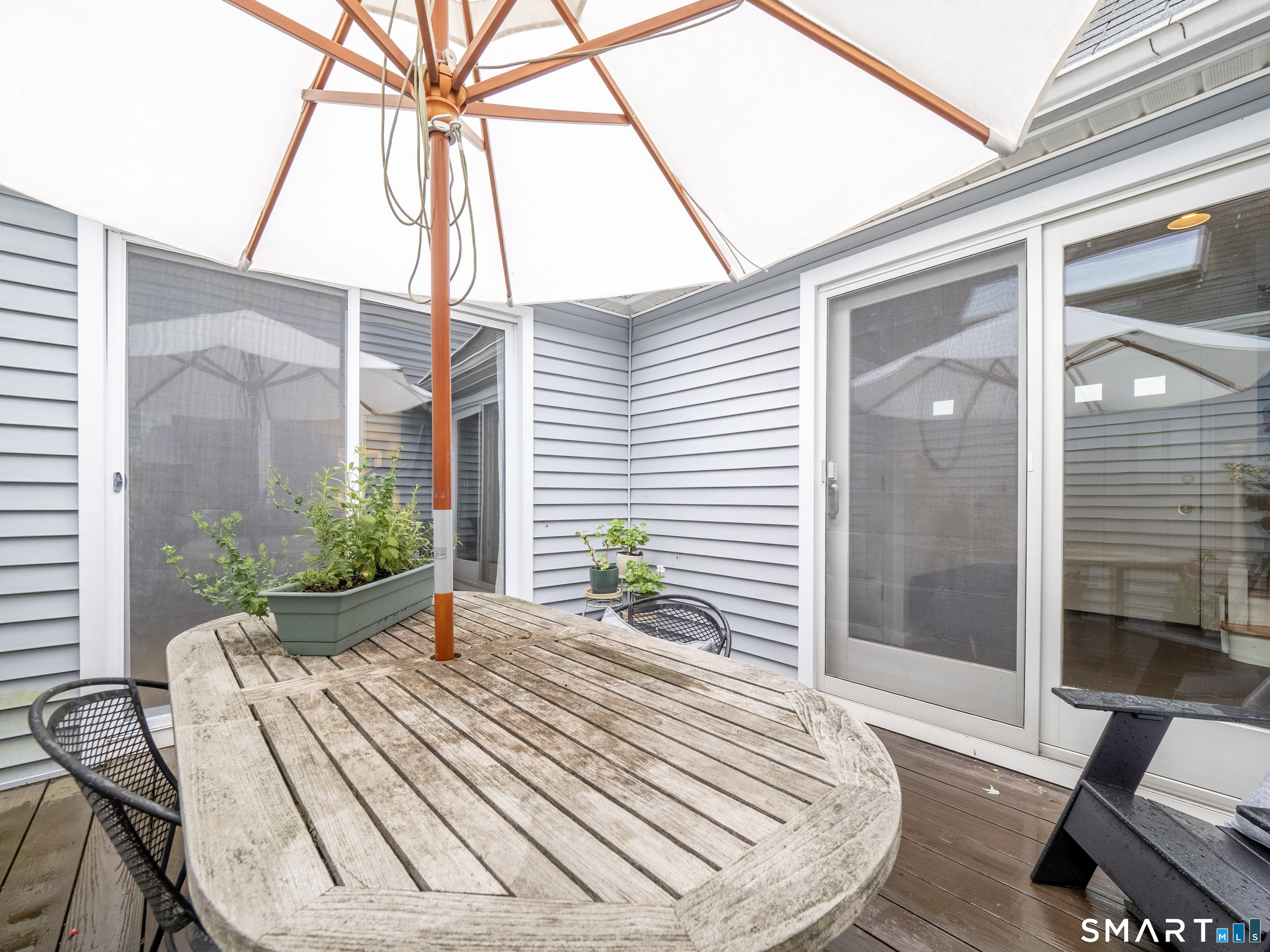 49 Wilton Crest Road, Unit 49 Wilton, CT 06897 - Photo 22 of 37