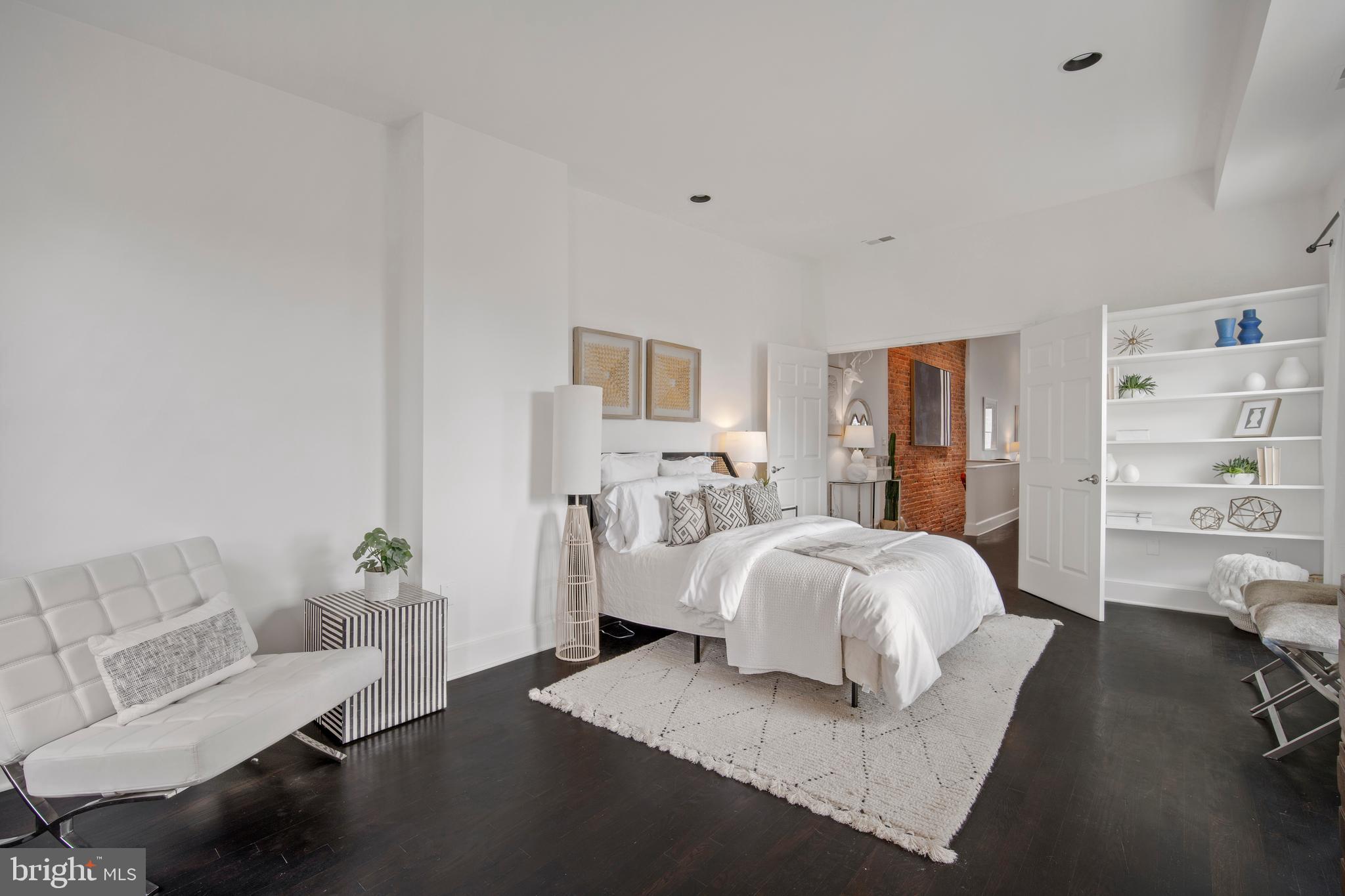 2015 Columbia Road Northwest, Unit 8 Washington, DC 20009 - Photo 15 of 27 Gallery Image 15