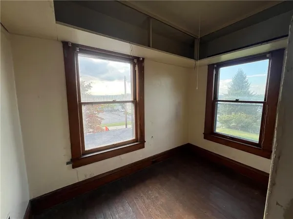 $57,500 | 1031 East Washington Street, New Castle, PA 16101