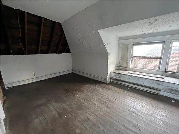 $57,500 | 1031 East Washington Street, New Castle, PA 16101