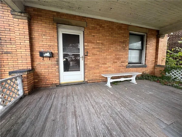 $57,500 | 1031 East Washington Street, New Castle, PA 16101