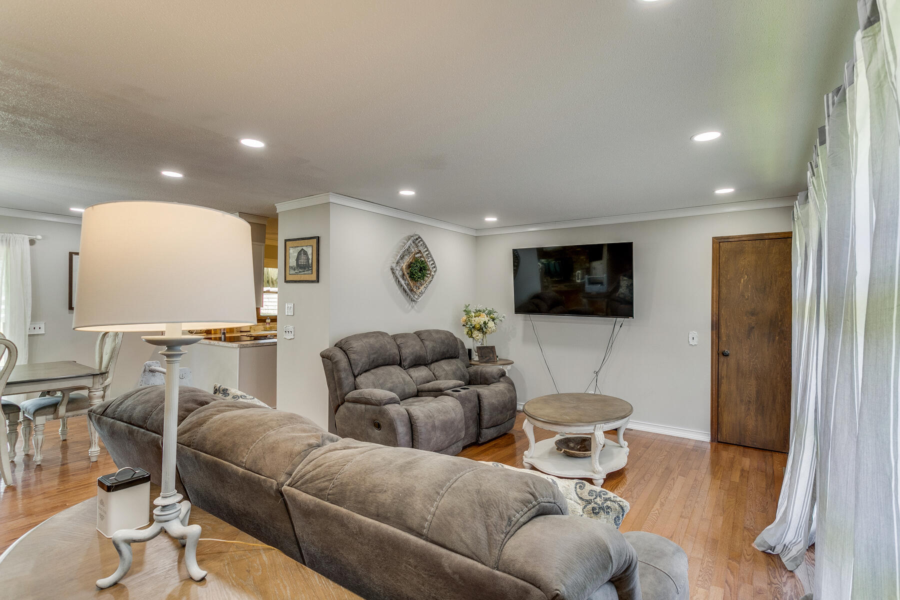 3606 Marbleton Road Johnson City, TN 37601 - Photo 8 of 39 008