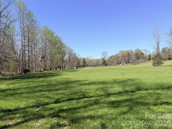$1,747,000 | 1941 Landrum Road, Columbus, NC 28722