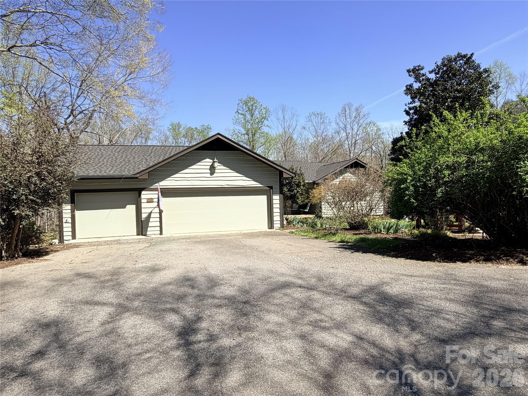 1941 Landrum Road Columbus, NC 28722 - Photo 9 of 23