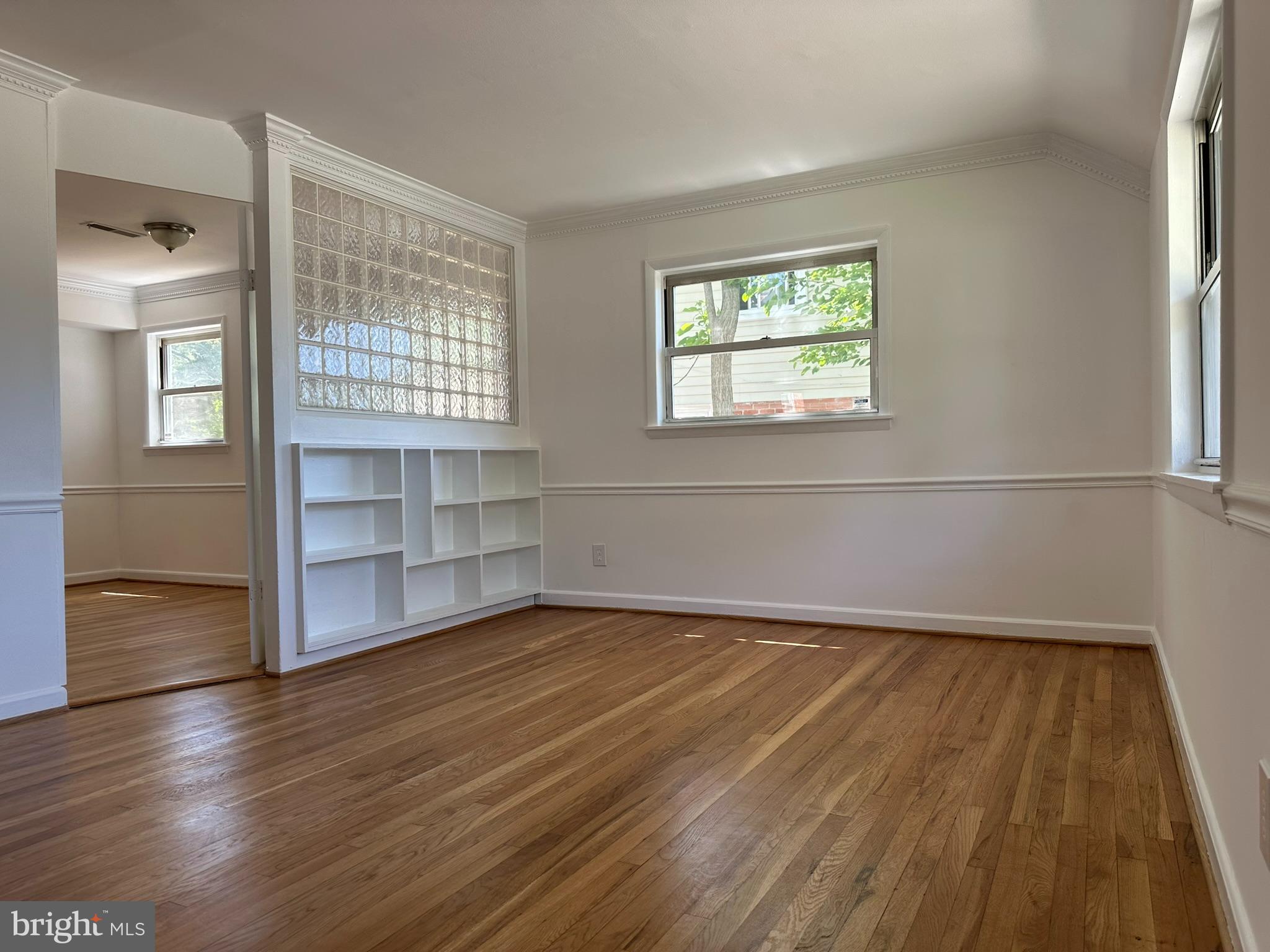 12625 Farnell Drive Silver Spring, MD 20906 - Photo 3 of 14