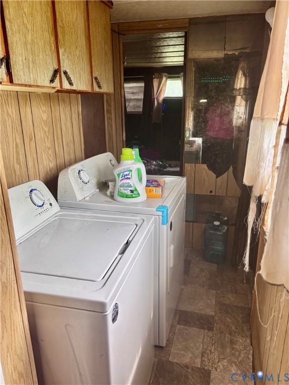 727 Frenchs Store Road Cumberland, VA 23040 - Photo 23 of 24 Laundry room featuring a white top-load washer wit