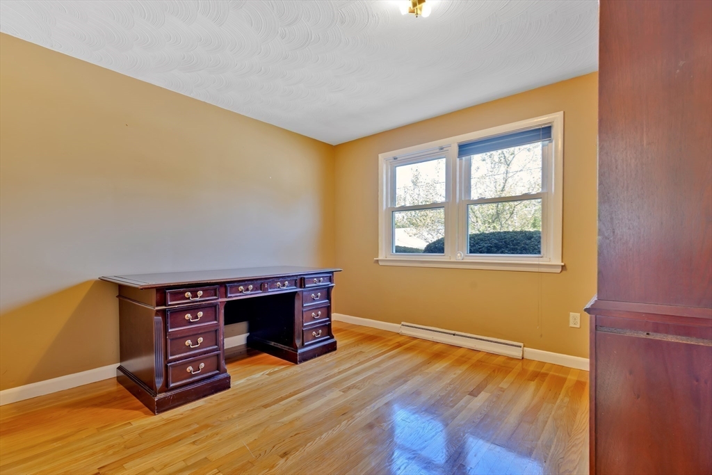7 Butterworth Road Beverly, MA 01915 - Photo 15 of 32 Gallery Image 15
