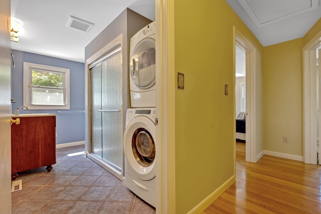 7 Butterworth Road Beverly, MA 01915 - Photo 16 of 32 Gallery Image 16