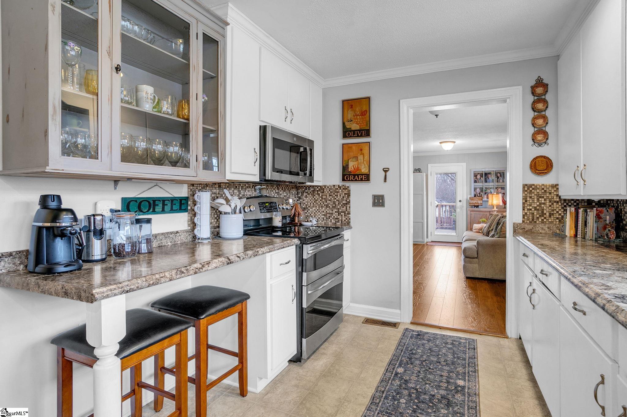 401 Parkins Mill Road Greenville, SC 29607 - Photo 16 of 43 Gallery Image 16