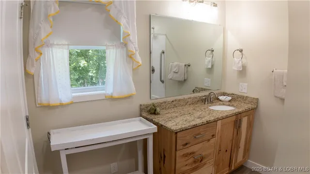 $367,500 | 30943 Scorpion Lane, Warsaw, MO 65355