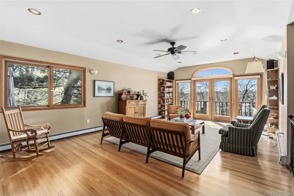 $749,900 | 6 Tennis Court Road, Mahopac, NY 10541