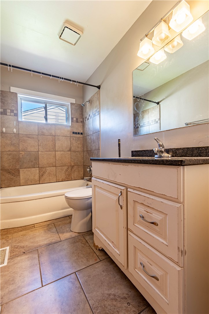 51 Carroll Drive Decatur, IL 62521 - Photo 10 of 17