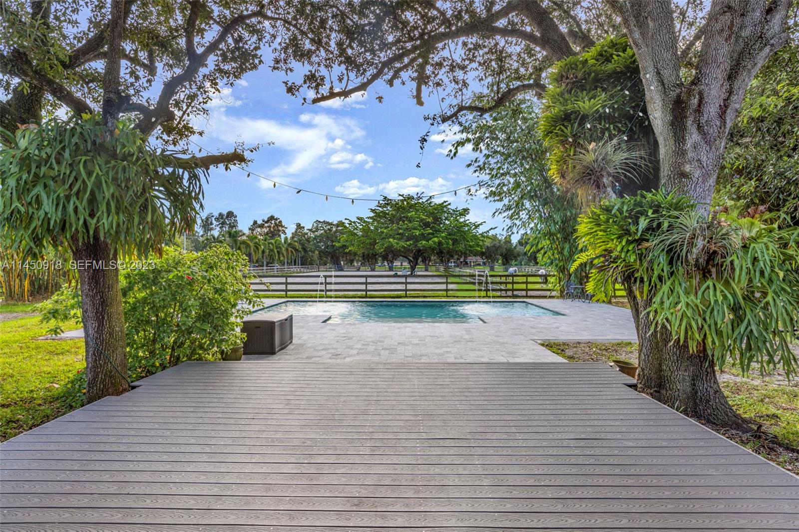 6410 Melaleuca Road Southwest Ranches, FL 33330 - Photo 20 of 50 a view of a yard