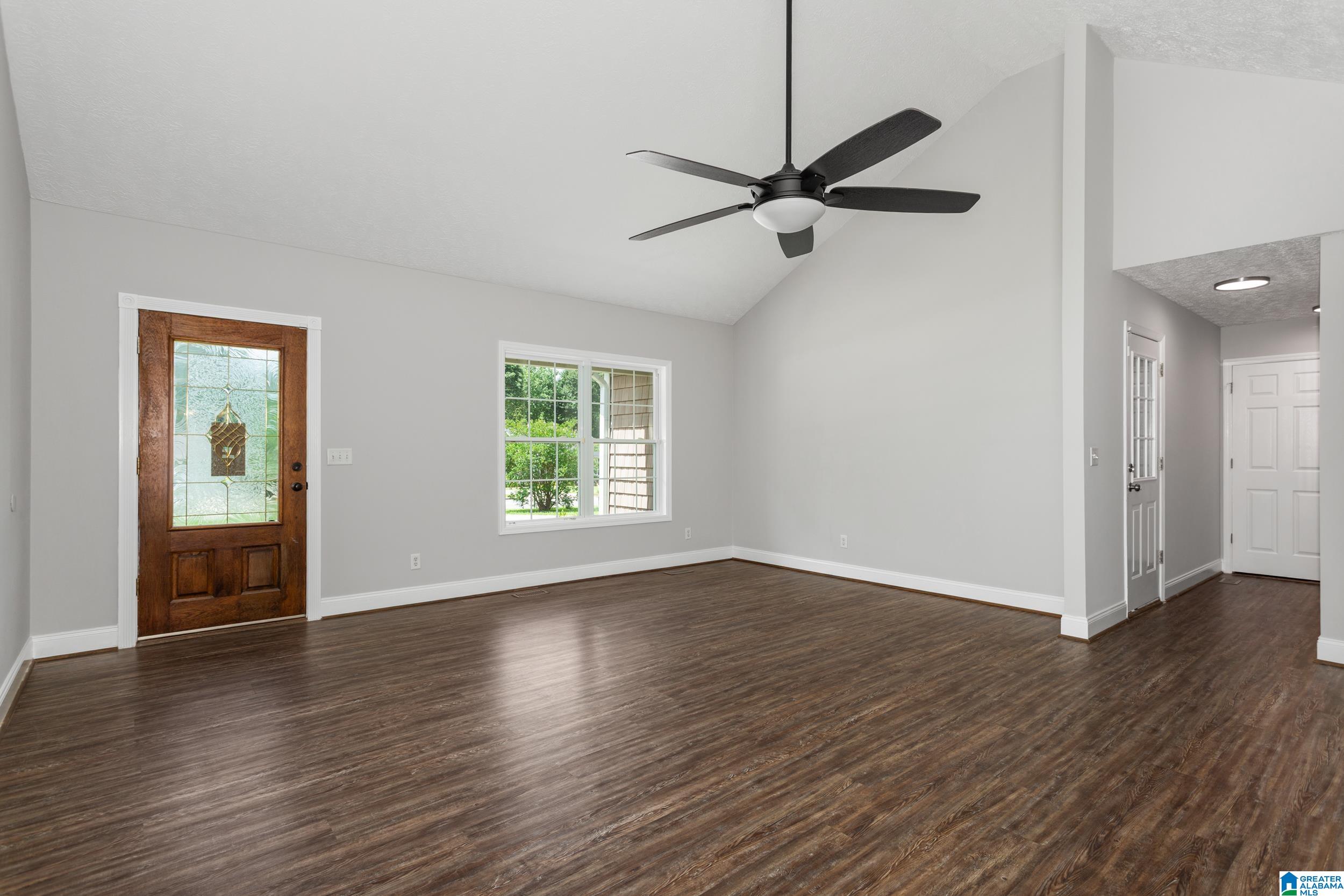 34 Covington Rdg Drive Jacksonville, AL 36265 - Photo 3 of 33