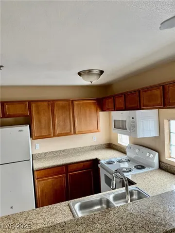 $1,450 | 2101 Sealion Drive, Unit 108, Las Vegas, NV 89128