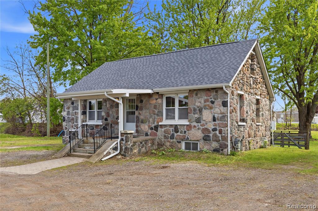 725 Mason Road Howell, MI 48843 - Photo 26 of 33