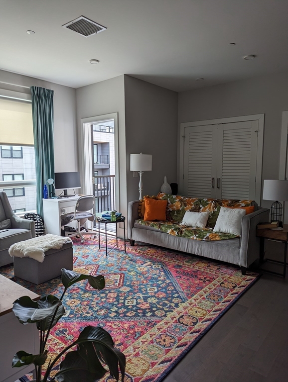 3193 Washington Street, Unit PH5 Boston, MA 02130 - Photo 8 of 11