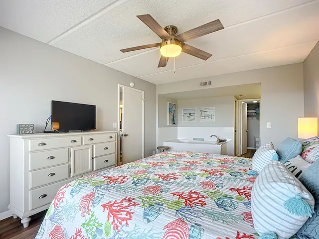 a view of balcony with city view