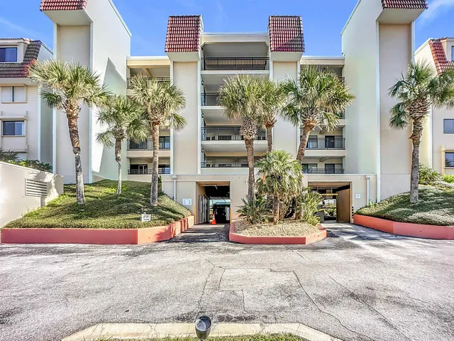 a view of a dining room and livingroom
