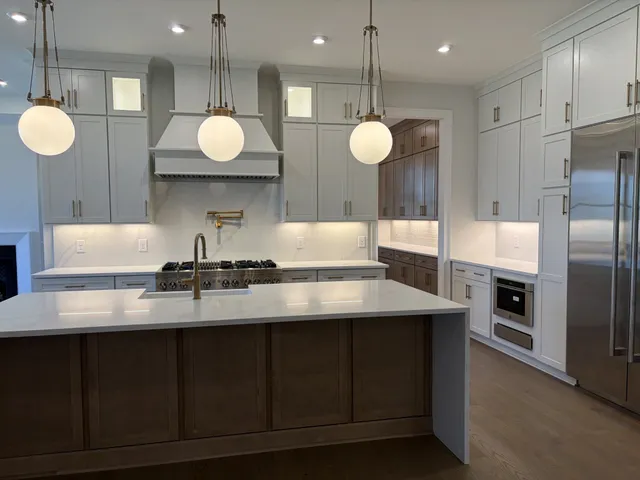 $2,449,900 | 6804 Fleetwood Drive, Nashville, TN 37209