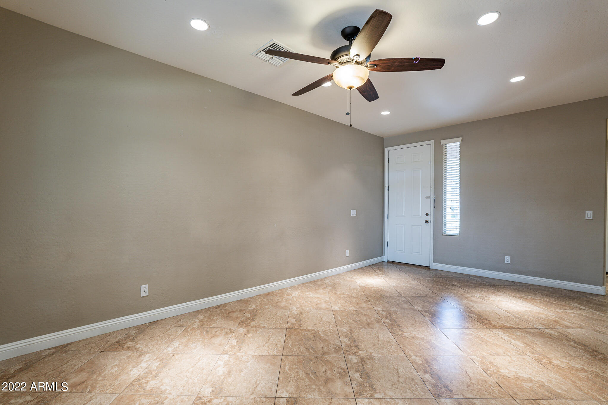 2600 East Springfield Place, Unit 89 Chandler, AZ 85286 - Photo 5 of 40 Springfield-8