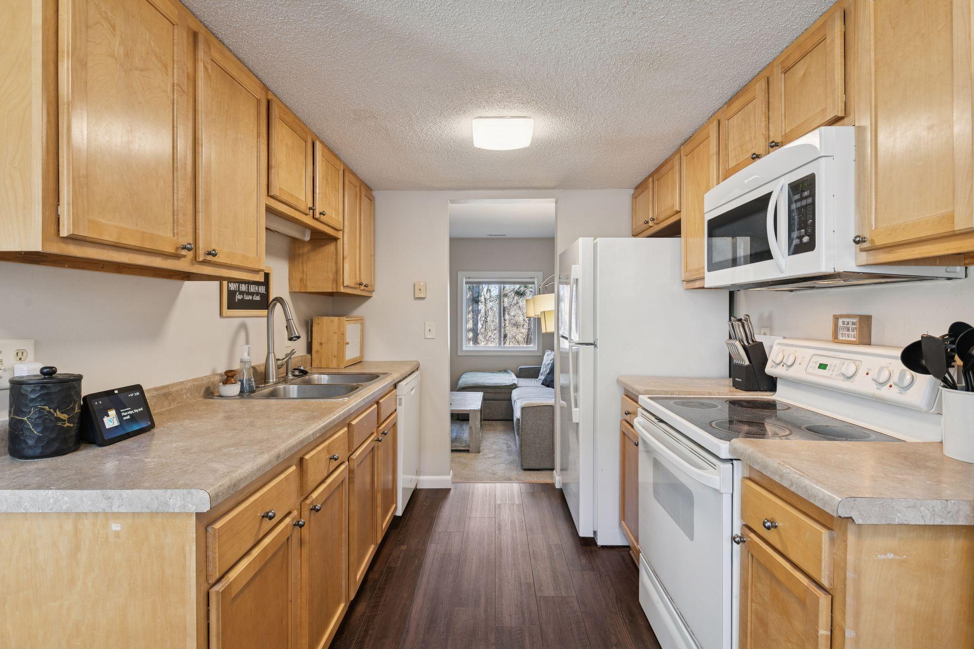 7510 Germane Trail Apple Valley, MN 55124 - Photo 11 of 25