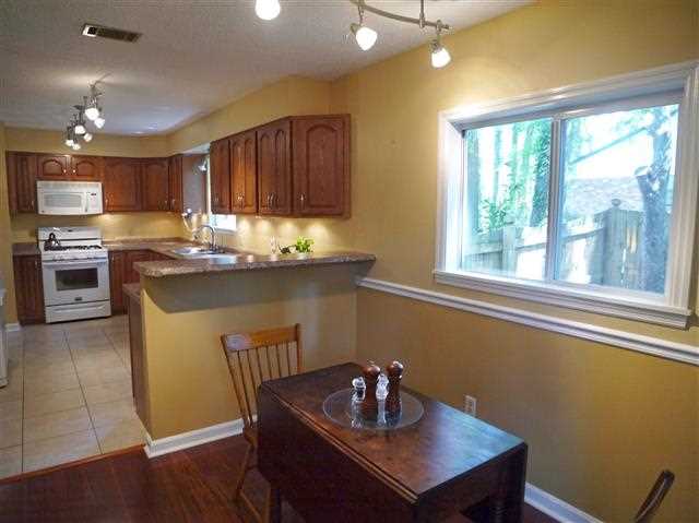 406 Stone House Road, Unit 3 Tallahassee, FL 32301 - Photo 14 of 21 Gallery Image 14