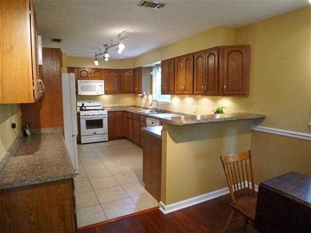 406 Stone House Road, Unit 3 Tallahassee, FL 32301 - Photo 19 of 21 Gallery Image 19