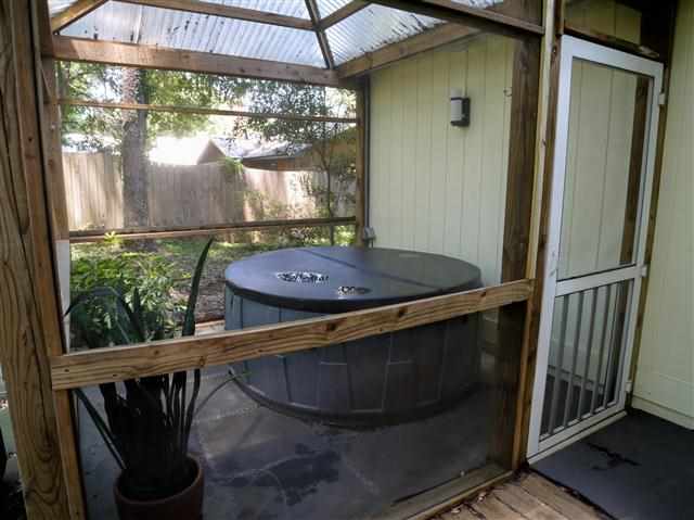 406 Stone House Road, Unit 3 Tallahassee, FL 32301 - Photo 4 of 21 Gallery Image 4