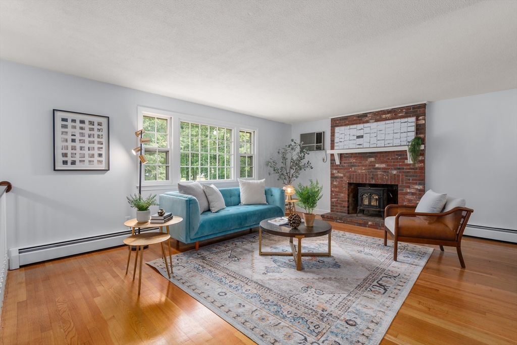 108 Greenwood Road Andover, MA 01810 - Photo 3 of 29