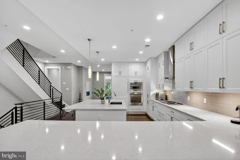 $1,498,000 | 432 Barlow Place, Bethesda, MD 20814