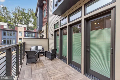 $1,498,000 | 432 Barlow Place, Bethesda, MD 20814