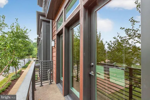 $1,498,000 | 432 Barlow Place, Bethesda, MD 20814