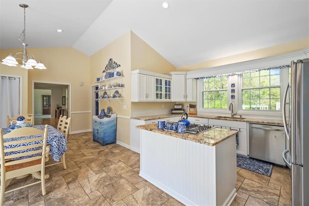 5535 Clearview Road Gibsonia, PA 15044 - Photo 11 of 25 Gallery Image 11