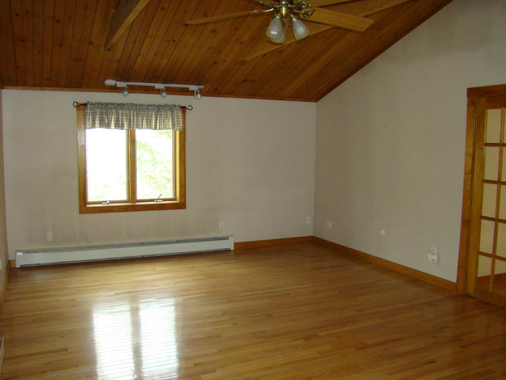 59 Range Road Holderness, NH 03245 - Photo 13 of 26 Gallery Image 13