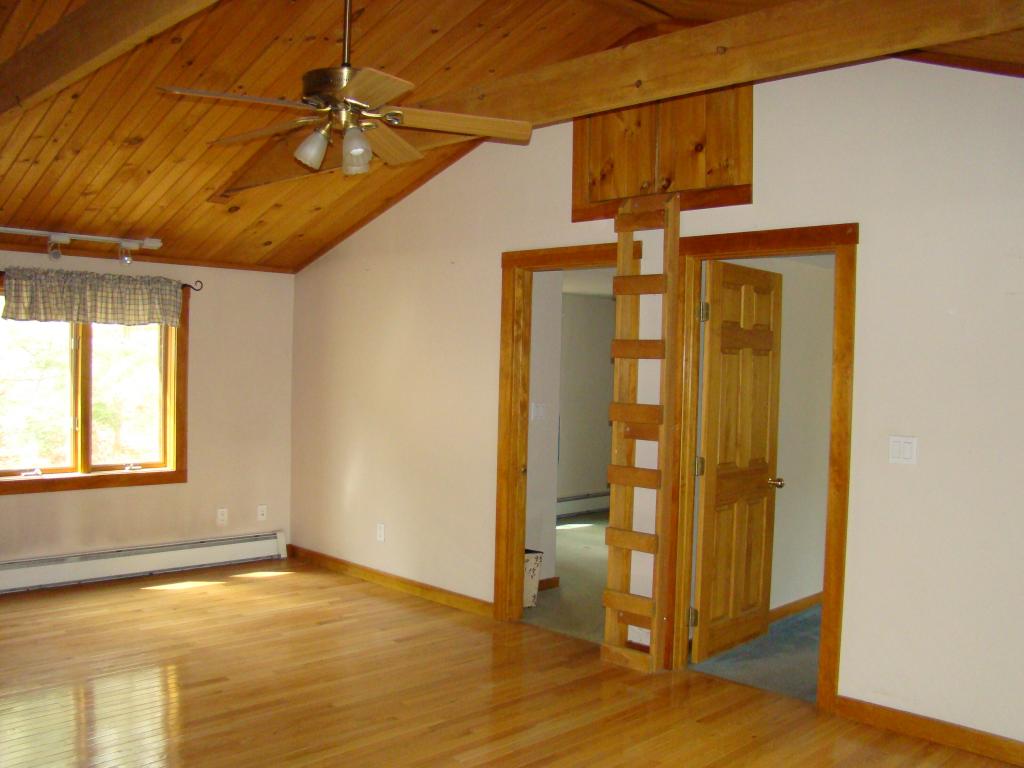59 Range Road Holderness, NH 03245 - Photo 14 of 26 Gallery Image 14