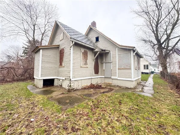 $89,900 | 15 Dejonge Street, Rochester, NY 14621