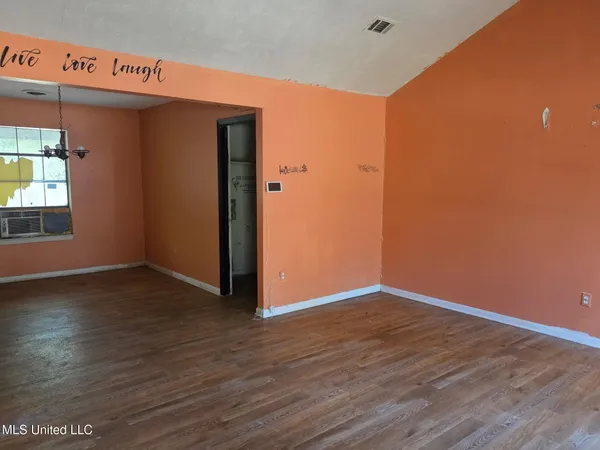 $75,055 | 713 Wicker Street, Forest, MS 39074