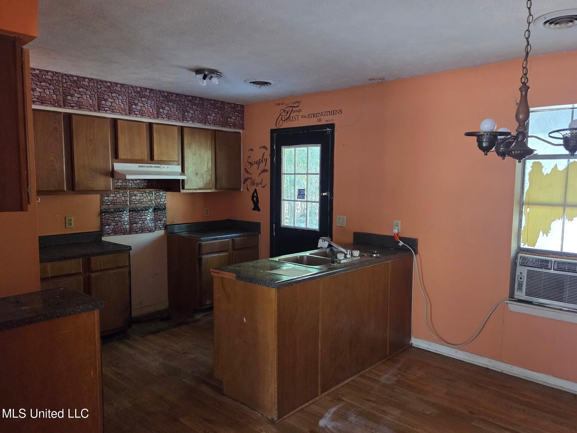 713 Wicker Street Forest, MS 39074 - Photo 6 of 7 thumbnail_1801315775830103945