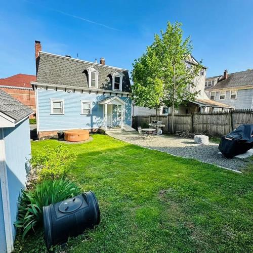 22 Spring Street Port Chester, NY 10573 - Photo 3 of 17