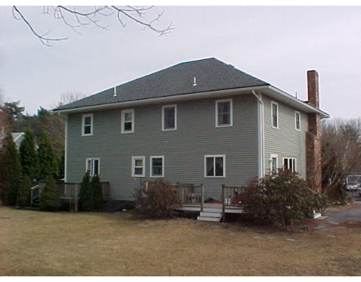 17 Yoke Road Bridgewater, MA 02324 - Photo 3 of 14 Gallery Image 3