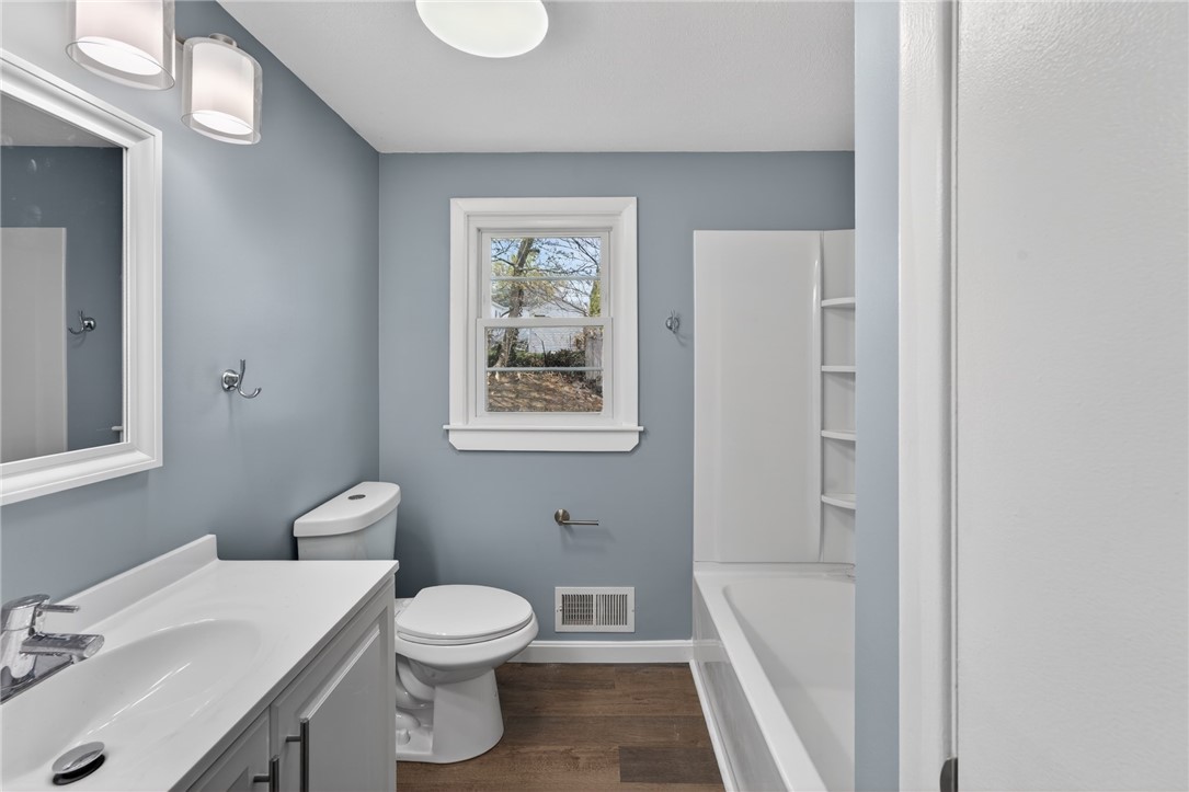 45 Winthrop Road Warwick, RI 02888 - Photo 12 of 27